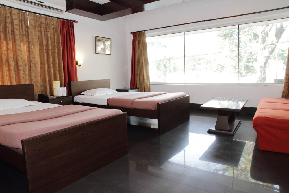 Wise Owl Comfotel Calcutta Buitenkant foto